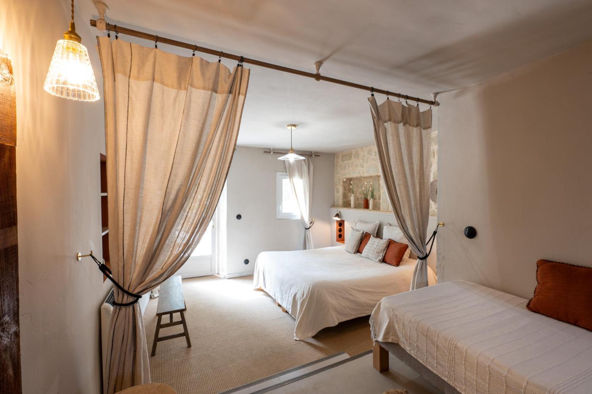 Mas Du Cimai Hotel Evenos Ngoại thất bức ảnh
